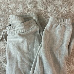 Aritzia Light Gray Sweatpants Joggers
